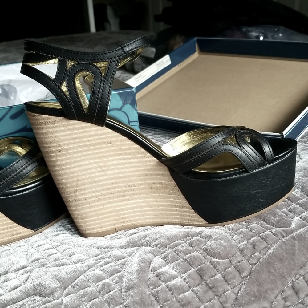 Seychelles Blk/Neutral Platform Sandals Size 8